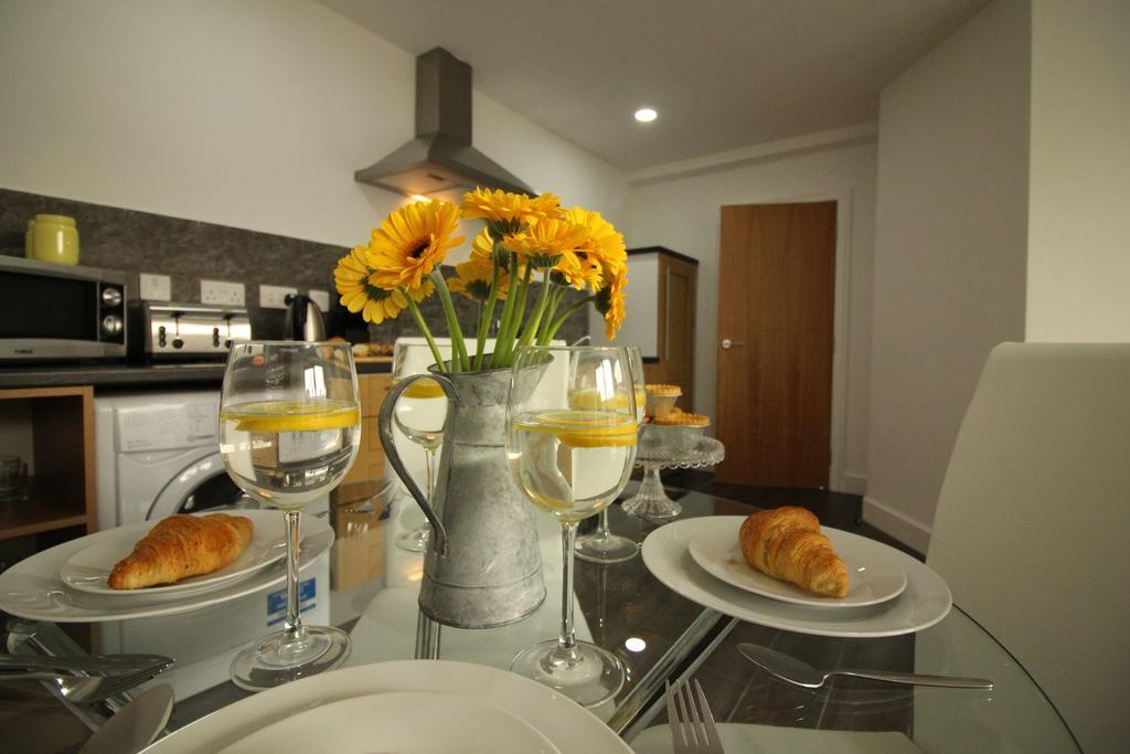 Britannia Chambers Apartment ลีก ภายนอก รูปภาพ