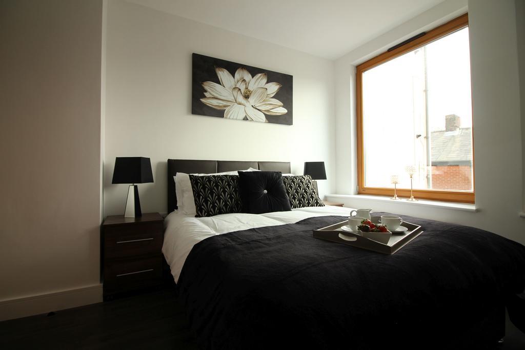 Britannia Chambers Apartment ลีก ภายนอก รูปภาพ