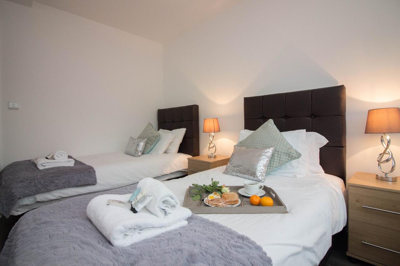 Britannia Chambers Apartment ลีก ภายนอก รูปภาพ